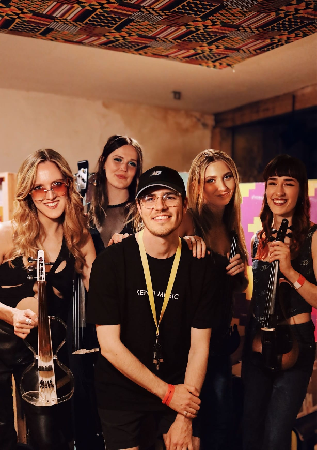 KEENO LIVE FT. VIBRE STRINGS | SIGN UP — Keeno thumbnail