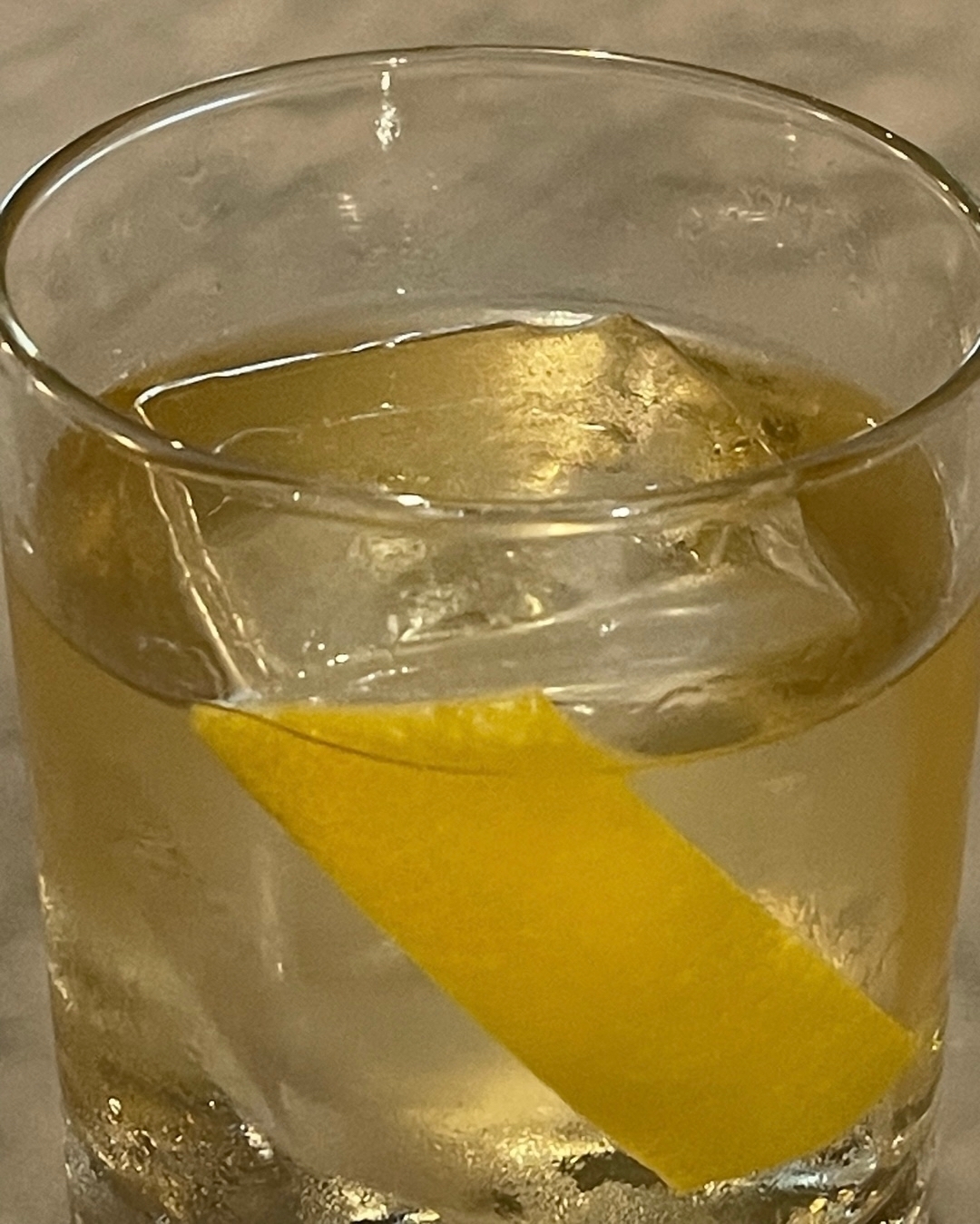 We call her Shirley but she’s bitter about it. Juicy kumquat grapefruit flavours with a little lemon expression. Not you