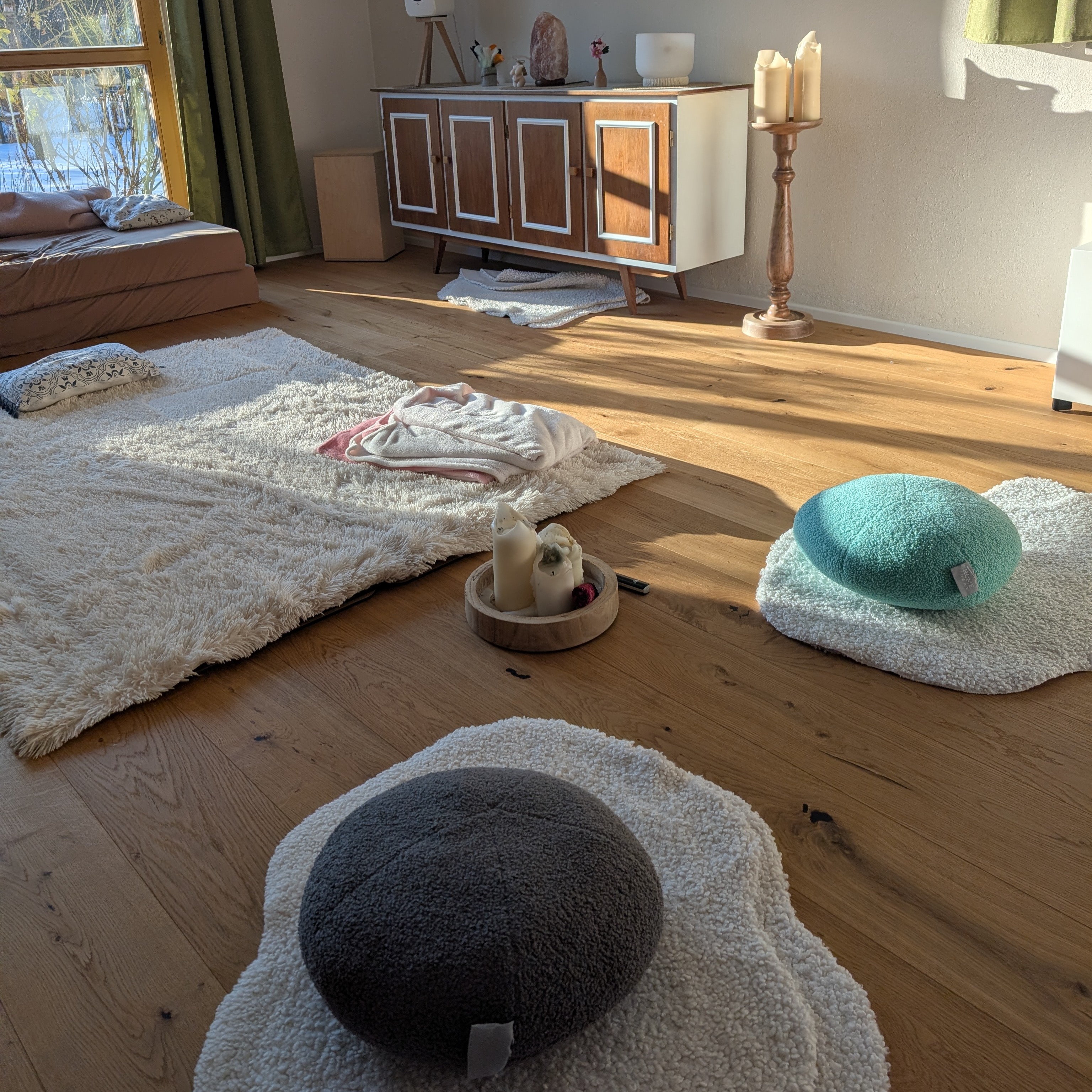 1:1 Körperarbeit Session | Einzelstunde mit Thai Yoga Massage in Straubing  thumbnail