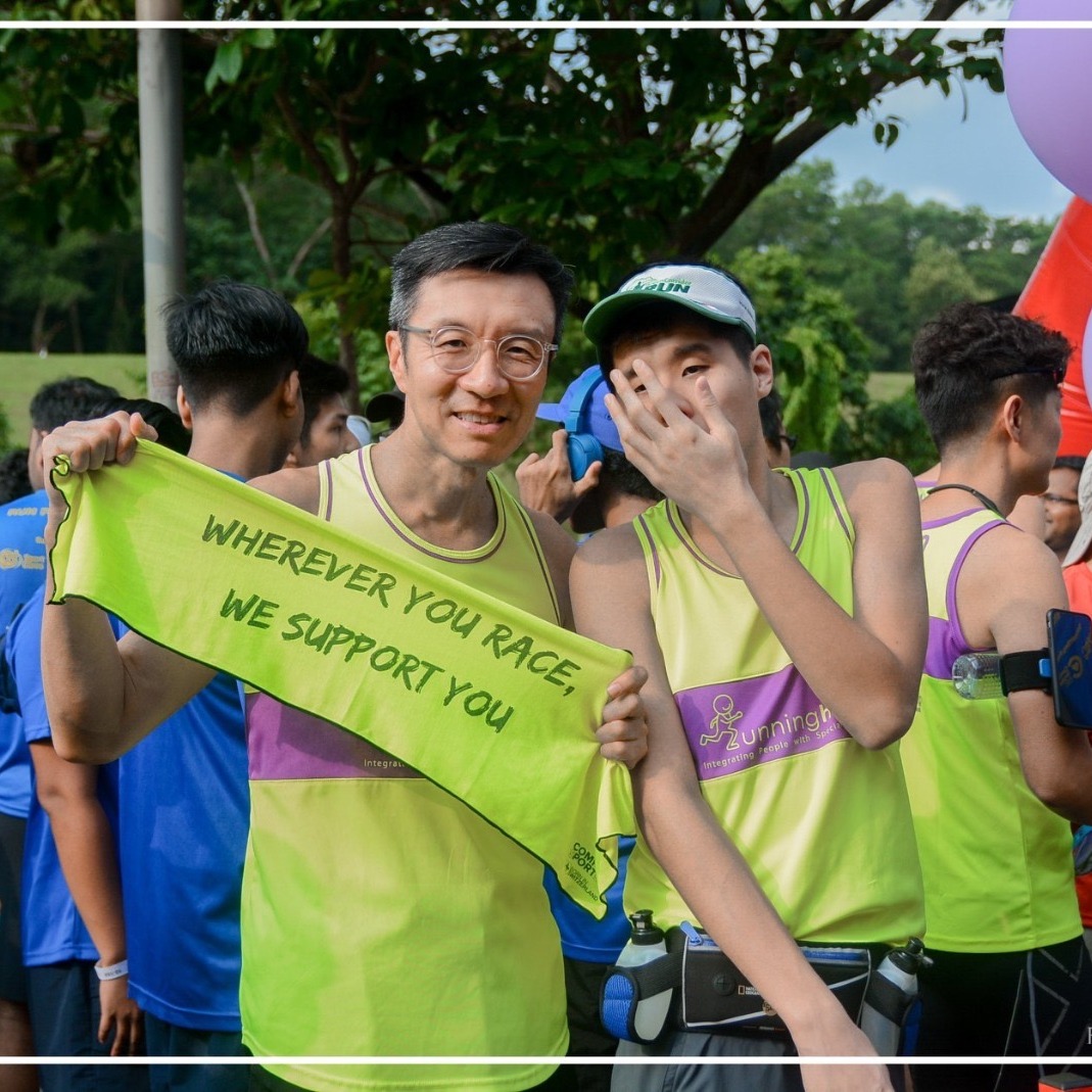 He motivates and runs with people with special needs | Our Community Heroes thumbnail