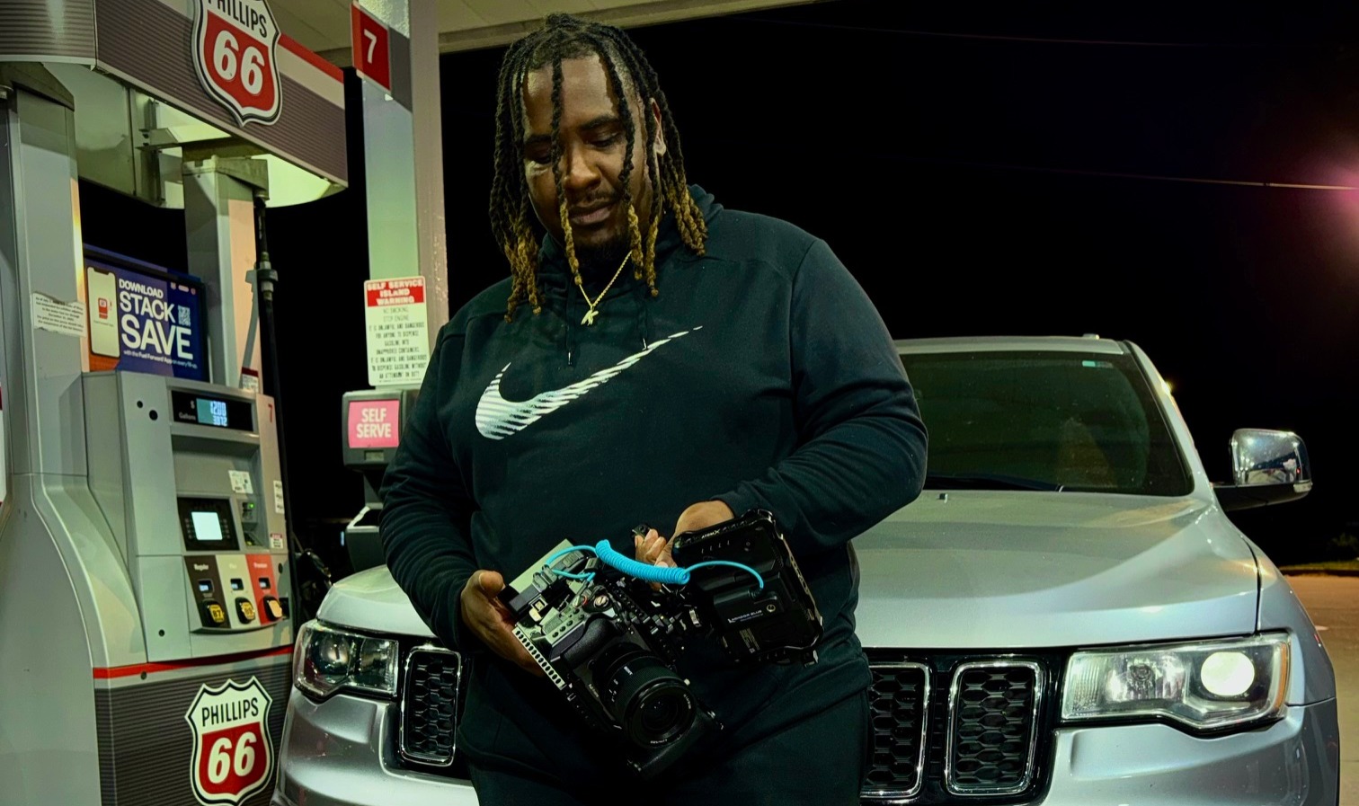 Videographer/Photographer  thumbnail