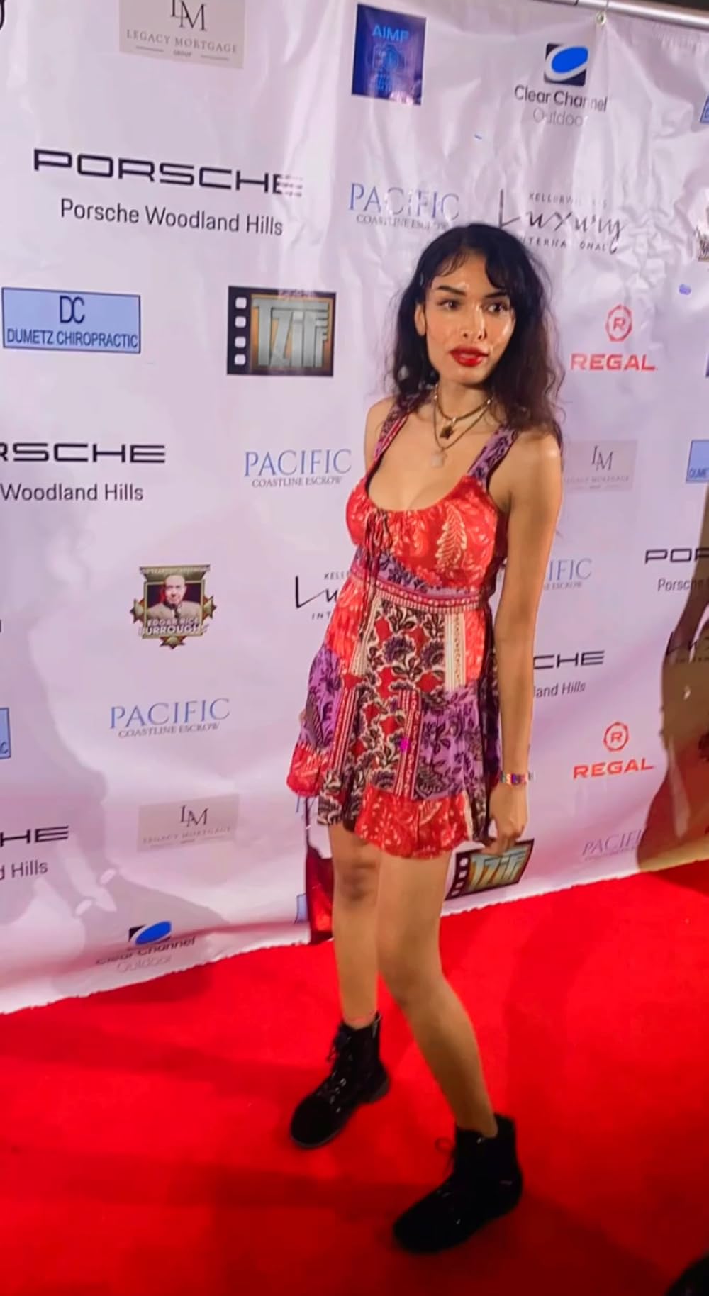 Farah Bryce | Actor thumbnail