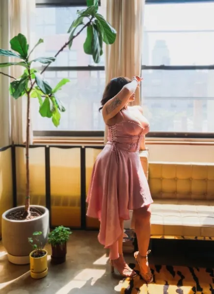 Wishlist | Throne thumbnail