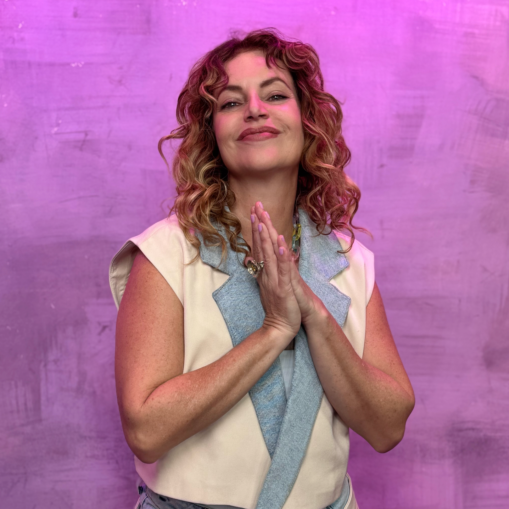 CHICANOL PODCAST thumbnail