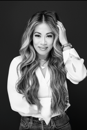 Shannon West thumbnail