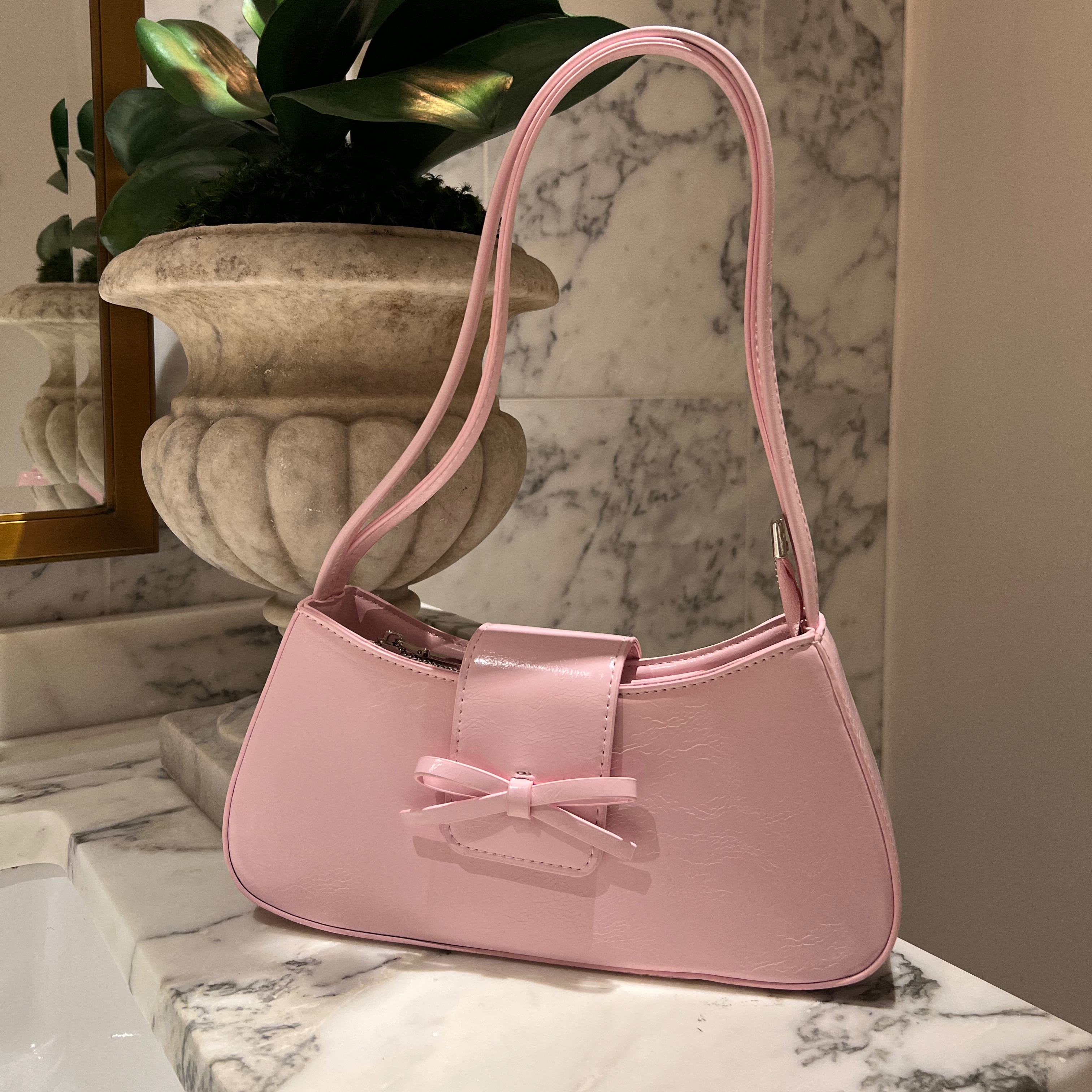 Amazon Storefront  thumbnail