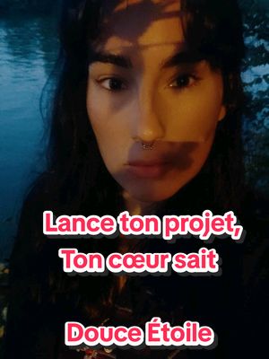 💛 Ose créer… juste comme tu es 💛 On nous répète toujours : “Faut que ce soit parfait.” Alors on reste là, à attendre, à 