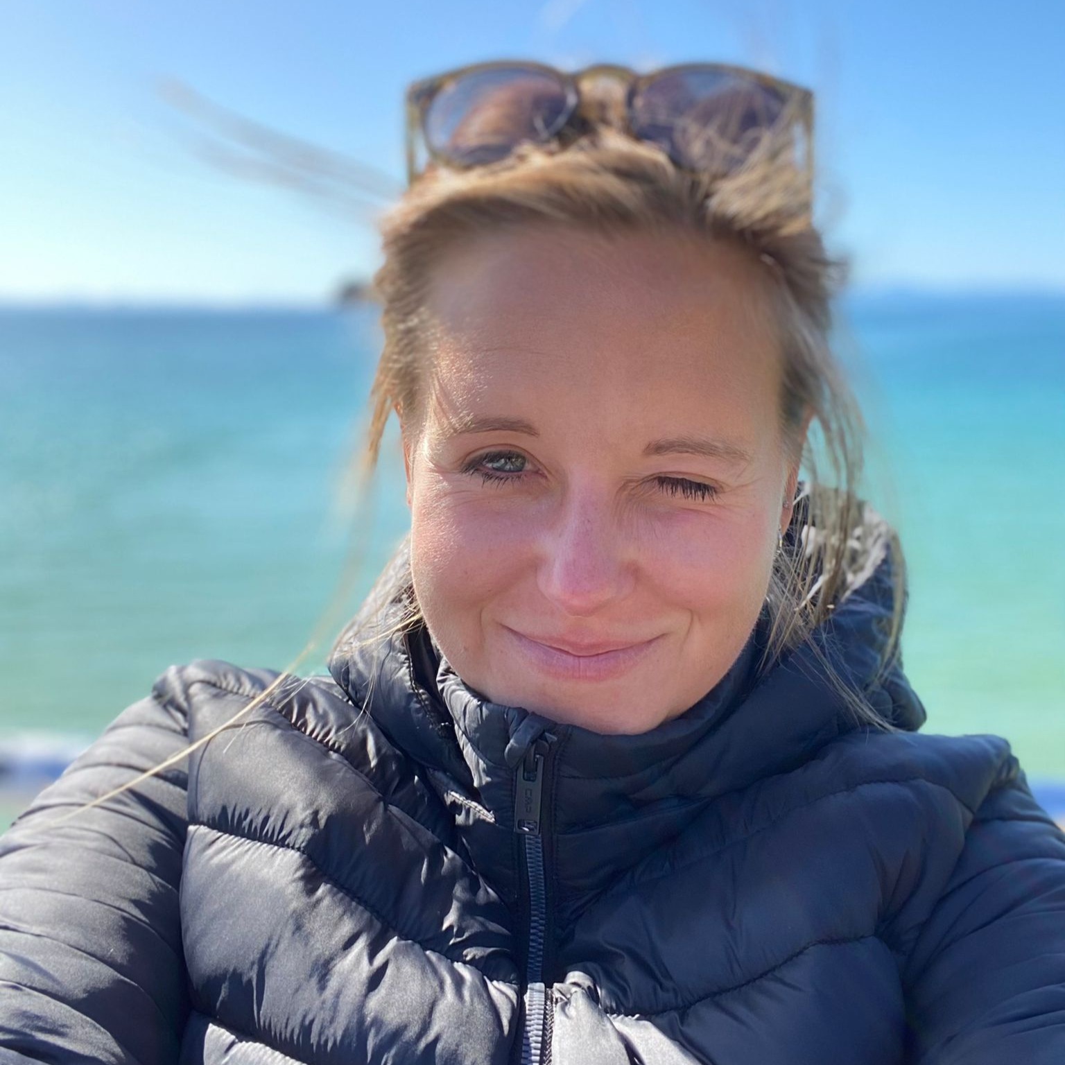 Instagram Account (English) - Travel • Mindset • Personal Growth thumbnail