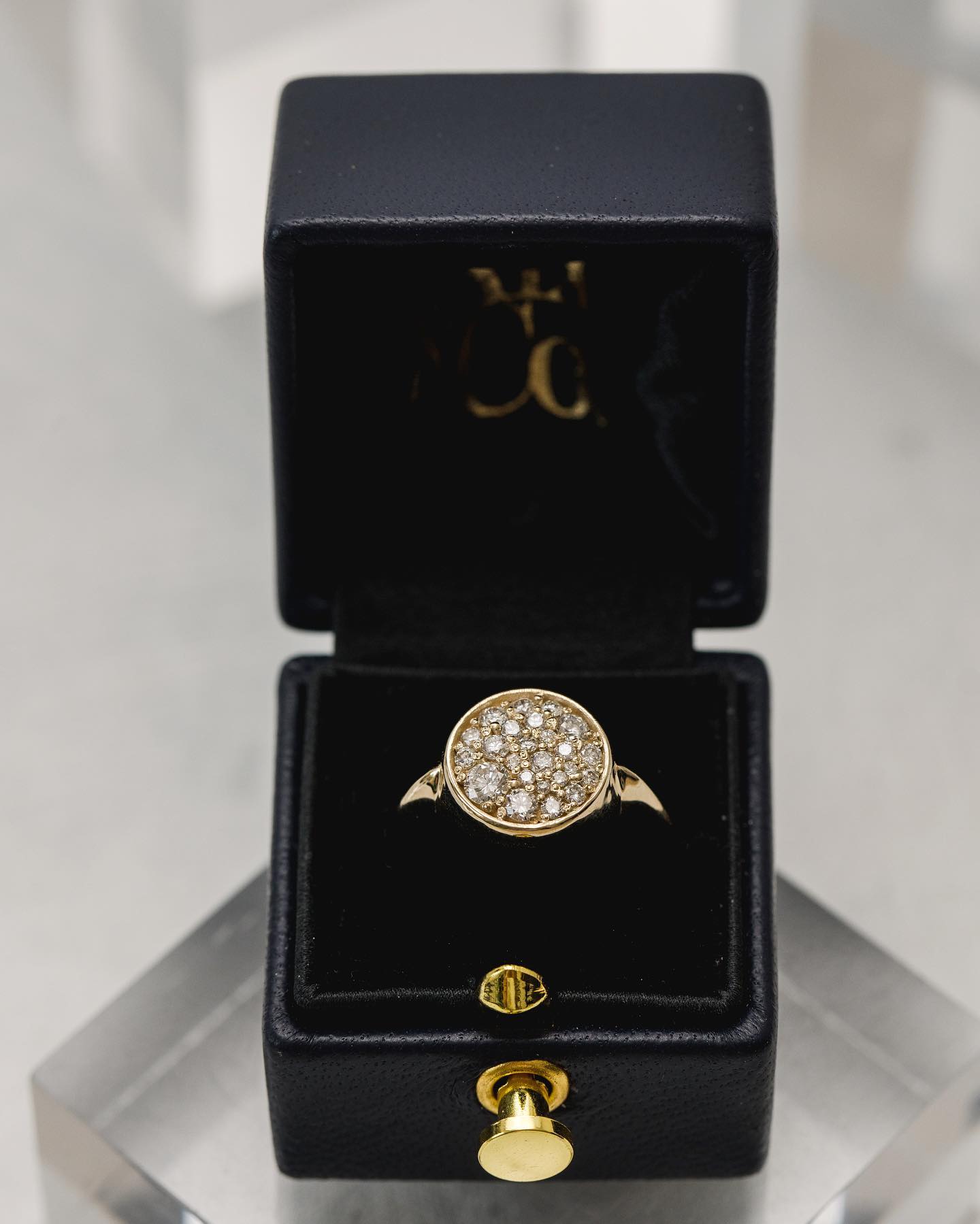 We're loving this customized Stargazer ring we created for a client who wanted to repurpose a collection of small diamon