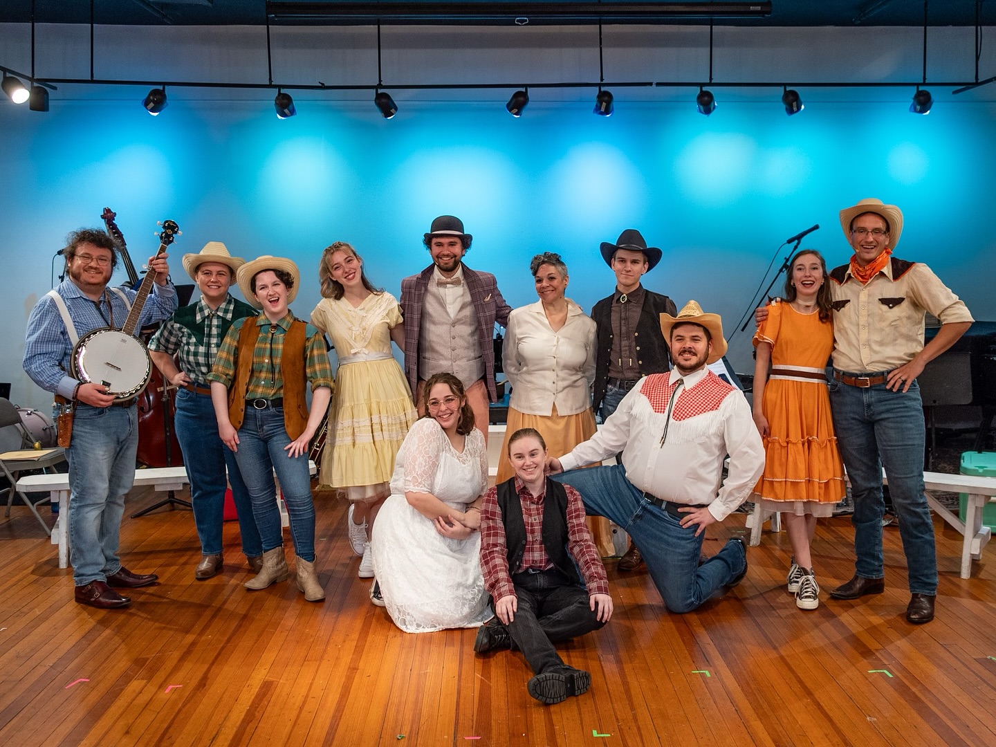 Happy opening to R&H’s Oklahoma!🙌

There are still tickets available for Friday and Saturday! Giddy-up on over to that l