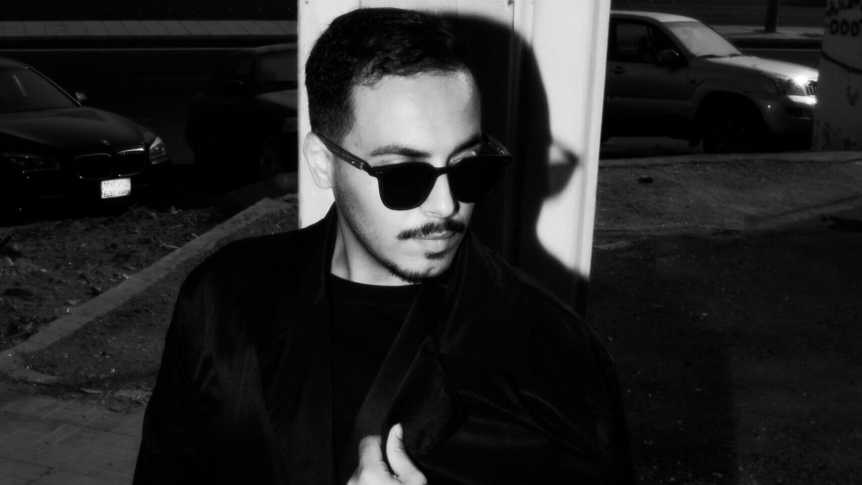 Hazem Alahdal: The Saudi Visionary Blending Art, AI, and Imagination thumbnail