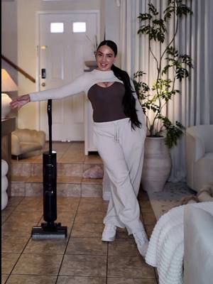 Reallifemoments!  Esto también es ser una buena amiga 🤍  A veces no es dar consejos… es llegar con soluciones 😂✨   👉 5% 