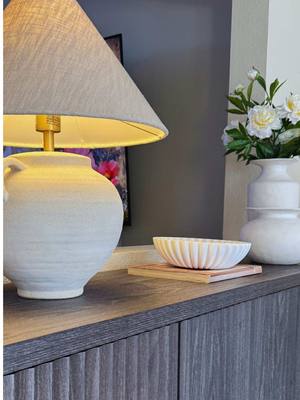 Transformar el comedor también es cuidar tu hogar ✨ Agregar este bufet fue ese cambio que elevó todo el espacio: más ord