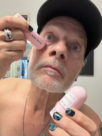 SPF HACK FOR EYES: GLOW RECIPE WATERMELON GLOW SUNSCREEN STICK SPF 45 thumbnail