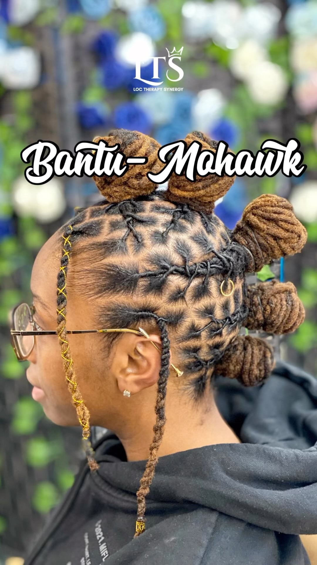 ✨ Bantu-Mohawk ✨ featuring a minor loc repair 💅🏾😘

🚨 𝗧𝗔𝗣 𝗧𝗛𝗘 𝗟𝗜𝗡𝗞 𝗜𝗡 𝗢𝗨𝗥 𝗕𝗜𝗢 𝗧𝗢 𝗕𝗢𝗢𝗞 𝗔𝗡 𝗔𝗣𝗣𝗢𝗜𝗡𝗧𝗠𝗘𝗡𝗧.

✨ We specialize in