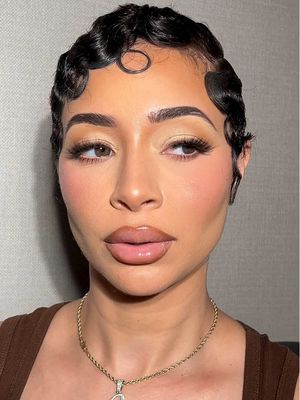 Glam on @Chy.f 😍 for her #behindthelikes live show in NYC! So obsessed ❤️ #nycmakeupartist #brooklynmua #nycmua #makeupt