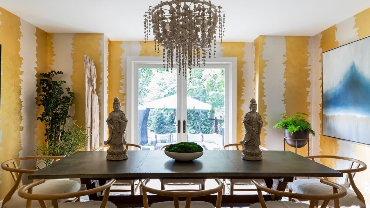 What does your employee onboarding process look like? thumbnail