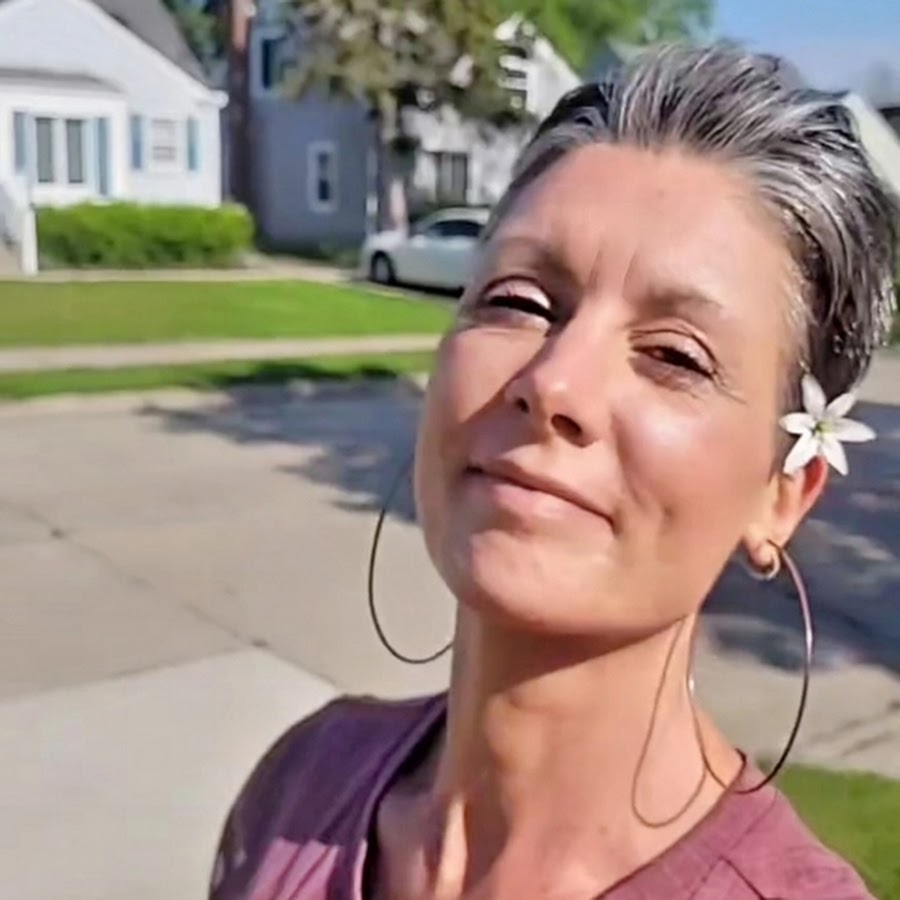 Tara's Epic Journeys thumbnail