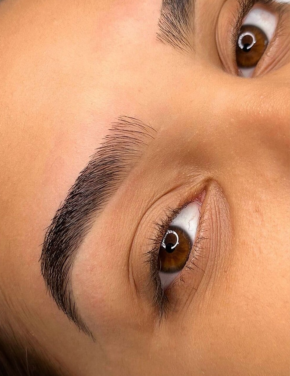 Design de sobrancelha  thumbnail