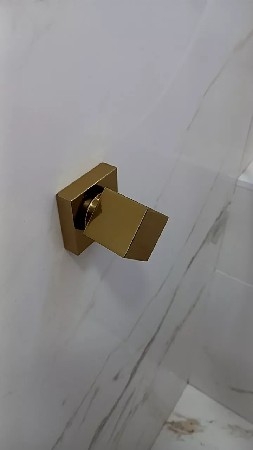 Registro banheiro quadrado dourado ✨ thumbnail