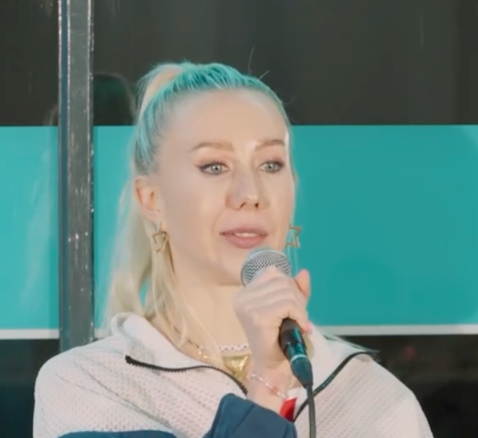 Coco Baricz thumbnail