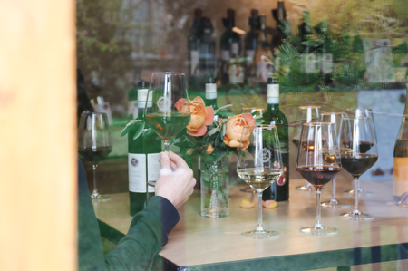 Prenota un tavolo al WINE BAR thumbnail