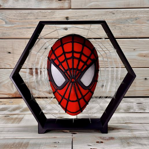 Spiderman Bust Suspended thumbnail