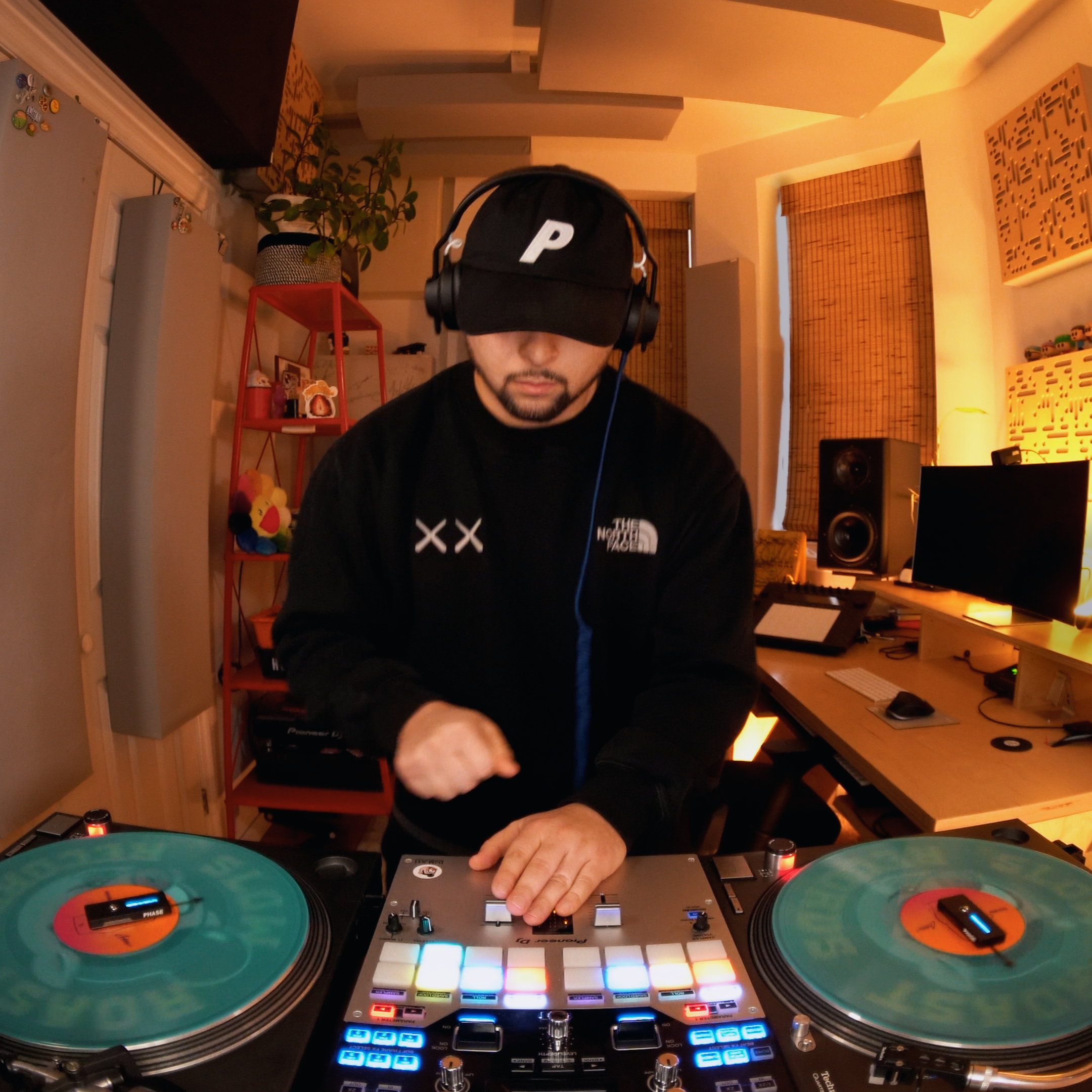 In The Pocket 015 (Mix) thumbnail