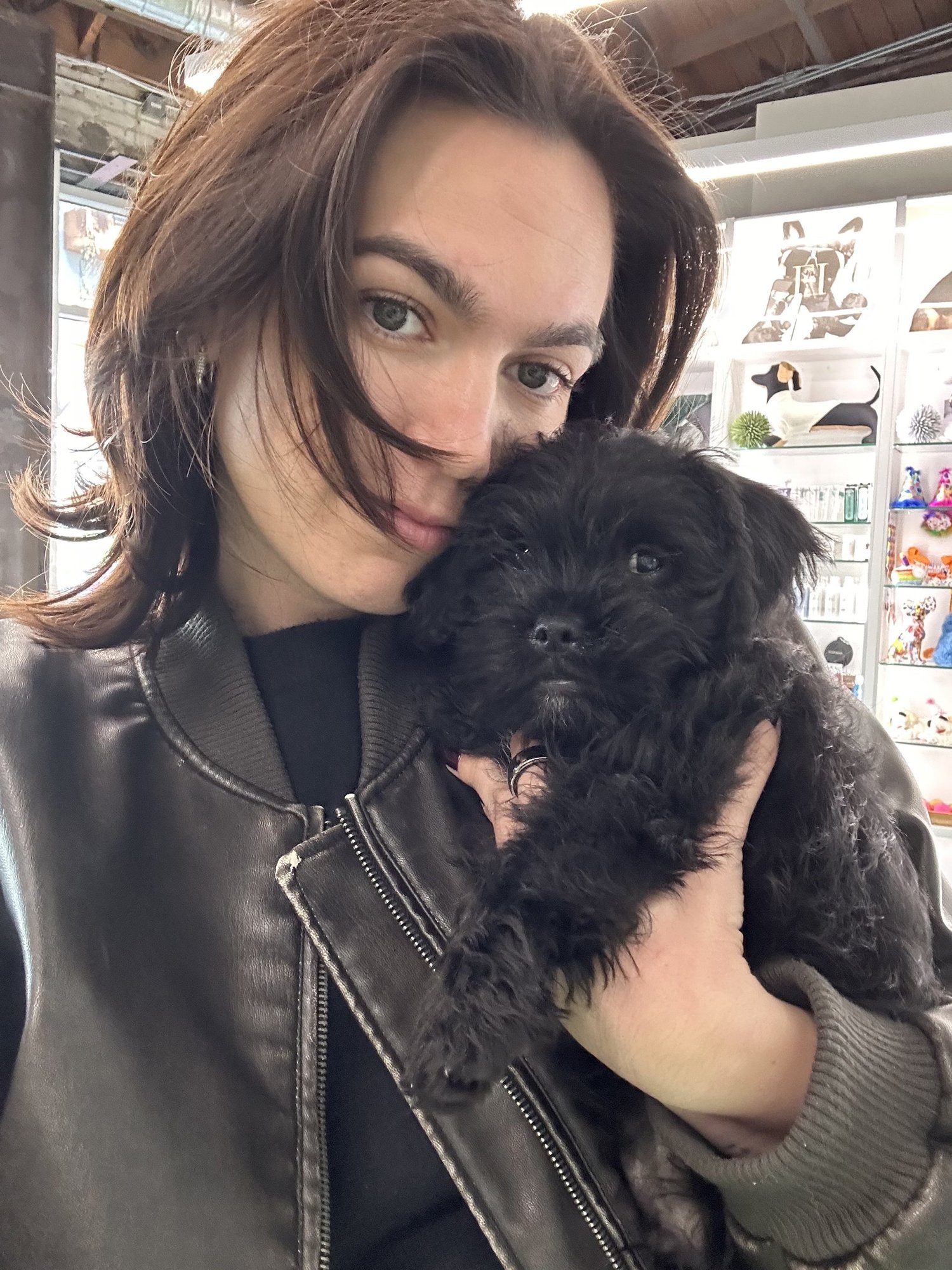 Why Puppy Yoga Without Phones Felt Kind of Like Therapy thumbnail