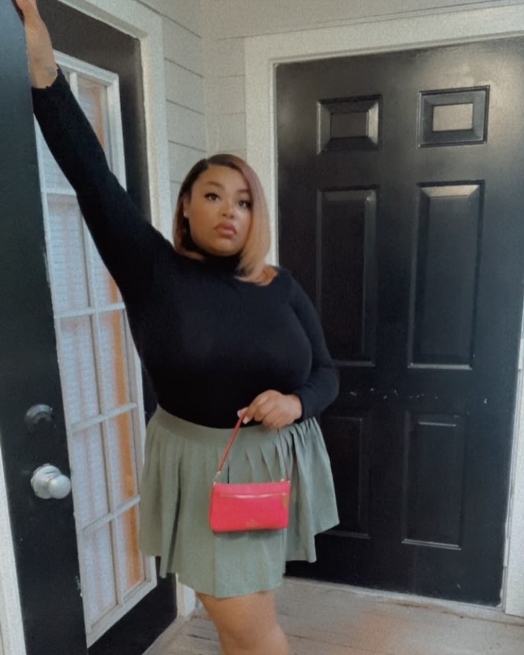 Currently putting my mental health on rice 🤍