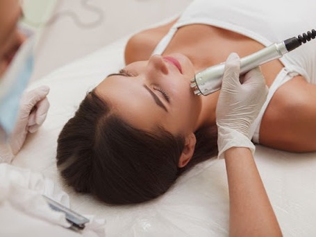 Radiofrequência - R$90,00 Face completa thumbnail