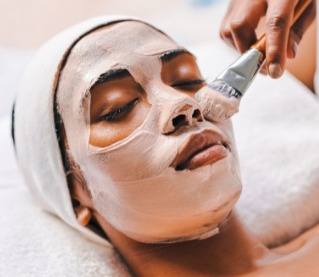 Limpeza de pele - R$120,00 thumbnail