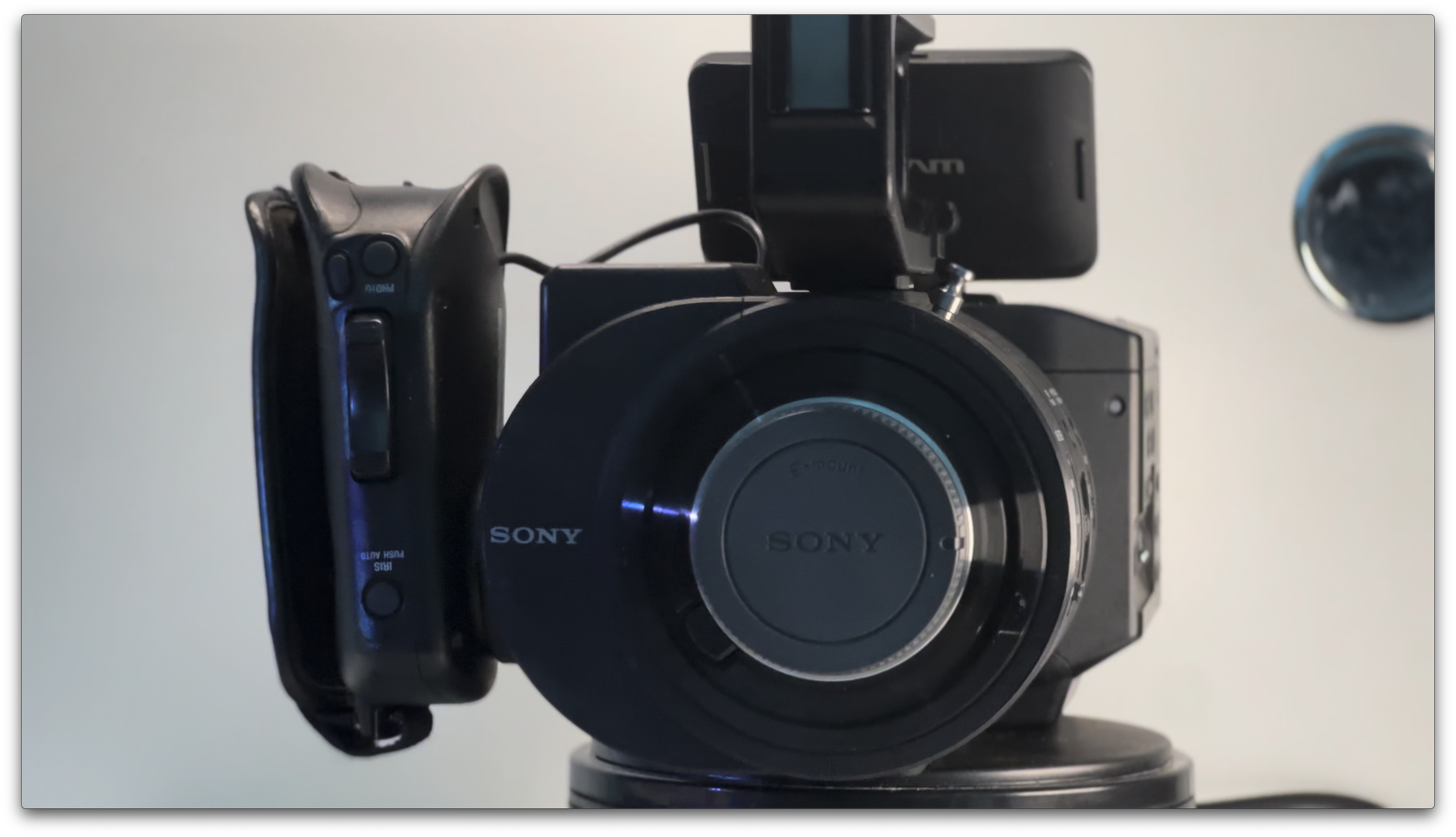 $2500 SAVE THOUSANDS - 2 Camera 4k Sony XDcam bundle with FREE 4k Shogun monitor thumbnail