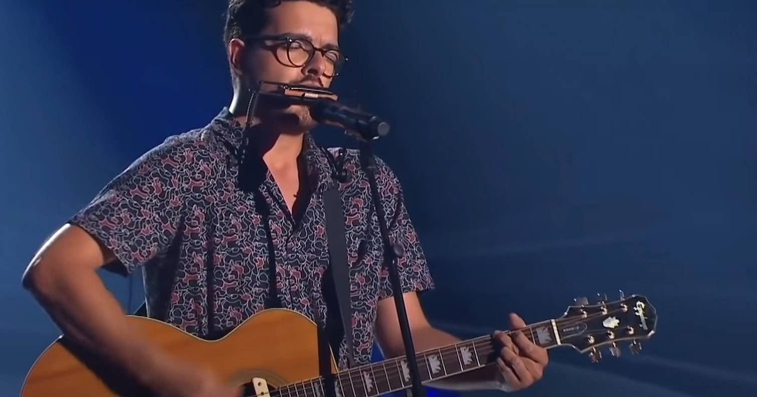 BLITZ | Expresso  Concorrente português faz uma das melhores versões de Bruce Springsteen a nível internacional no “The Voice” thumbnail