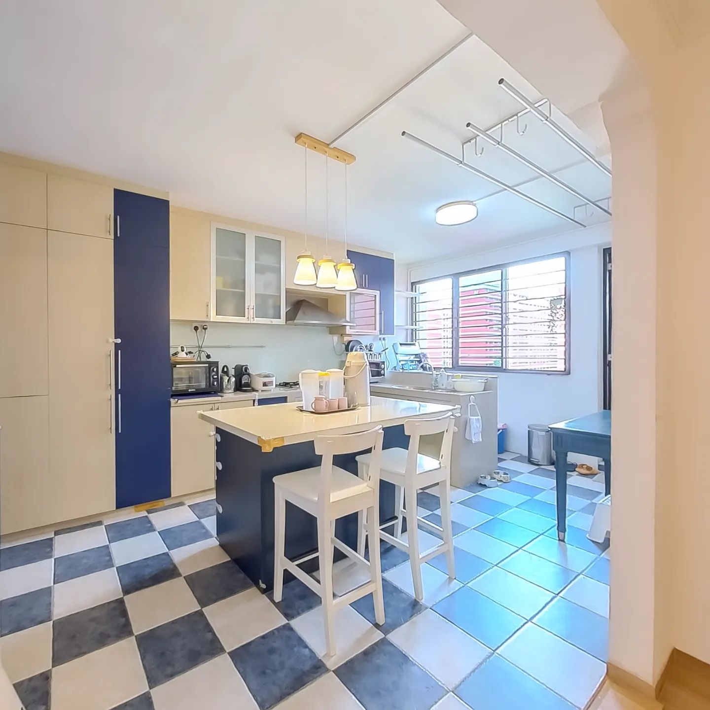 In Singapore. Toh Yi Drive. Surprisingly quite spacious. DM for interior wide shots & 360 virtual tours. 🇸🇬📷 #realestate