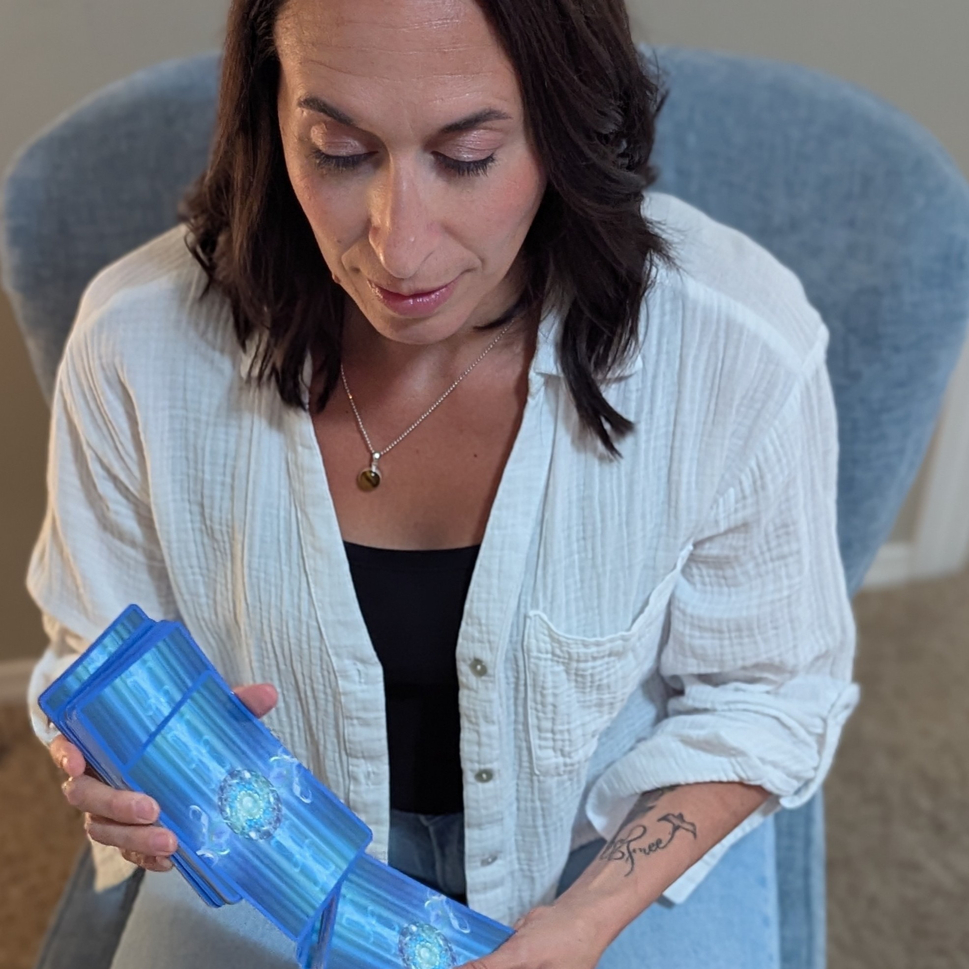 Psychic Mediumship Reading at Erin's Home Office thumbnail