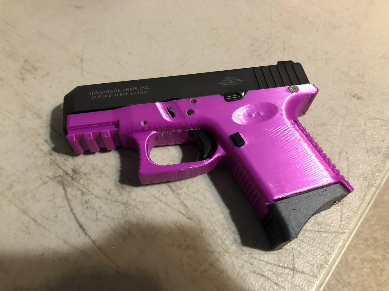 Freeman's G26 3d Printable Glock Frame - DIY Rail System thumbnail
