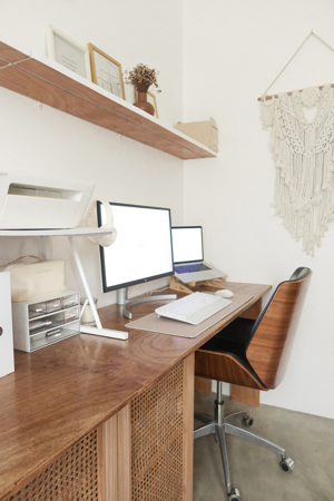 HOME OFFICE ESSENTIALS thumbnail