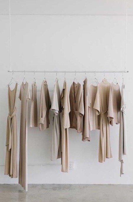 [GRÁTIS] Guia Prático para Criar um Armário Cápsula Elegante e Funcional thumbnail