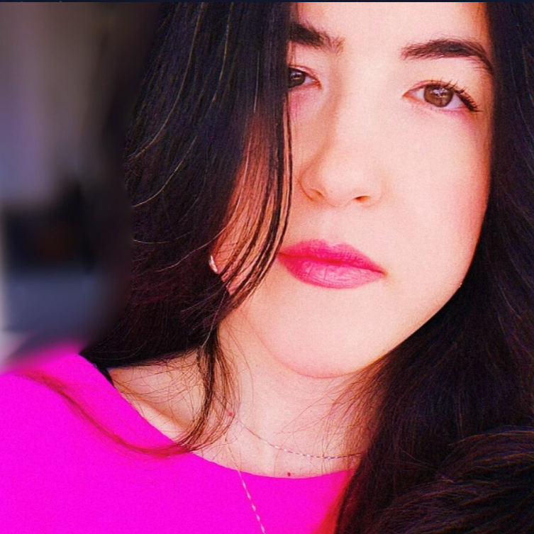 Short Bio & Υπηρεσίες thumbnail