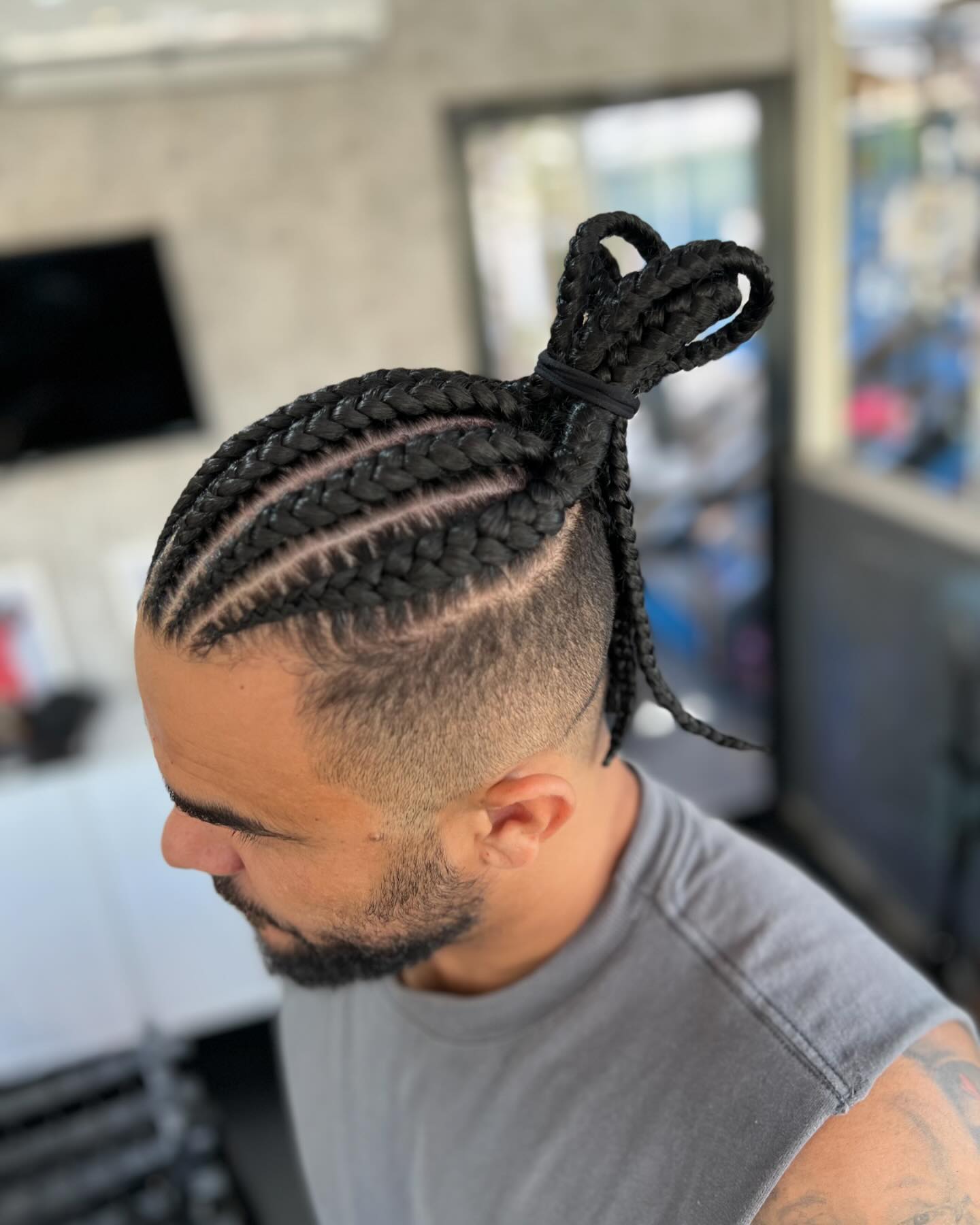<Nagô 

A trança bem feita tem meu ❤️

#braid #braids #knotlessbraids #nagô #rastafari #dreads #cabelo #cabeleleiro #sal