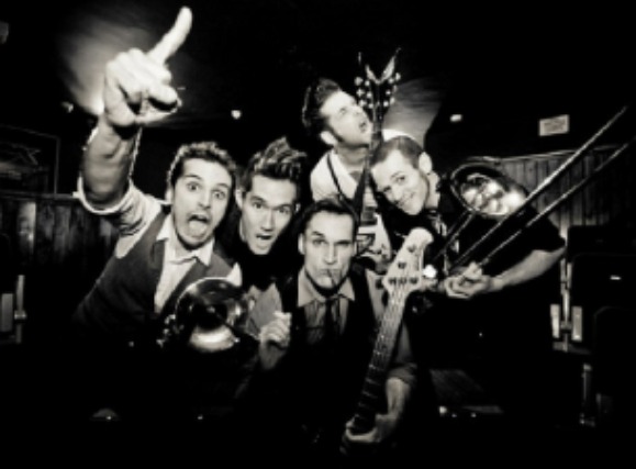 11/03 - SUBURBAN LEGENDS @ The Grove thumbnail