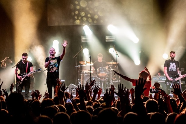 11/12 - THE SLOW READERS CLUB @ Newcastle Uni SU thumbnail