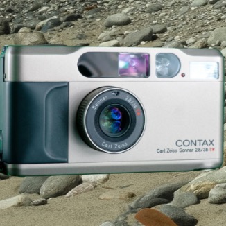 Contax T2 35mm Film Camera thumbnail