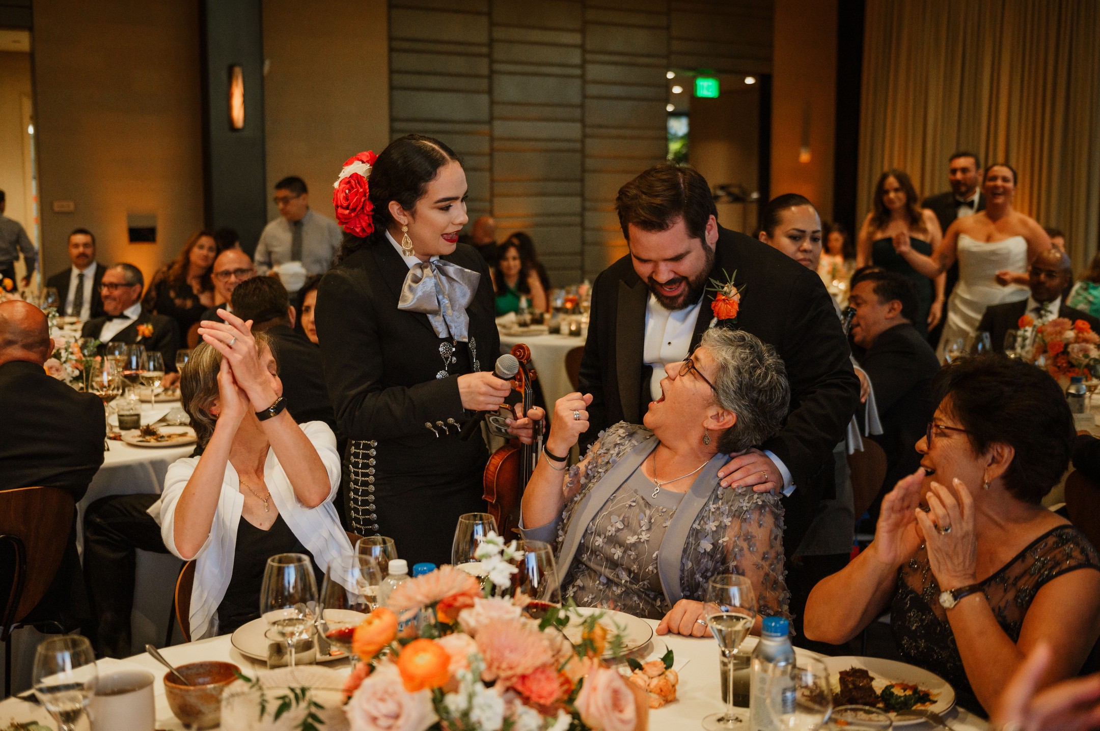 This surprise duet from A + M's wedding reception at @stanlyranchauberge where the groom joined in with his aunt and the