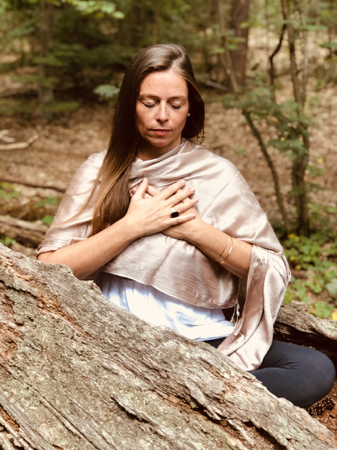 1:1 VIP Kundalini Yoga Stunde thumbnail