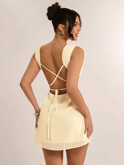 SHEIN BAE Vestido Curto Rosa Claro Sólido de Decote Quadrado Sexy Sem Costas com Alças Cruzadas, Adequado para Encontros Diários, Noite, Baladas, Festas, Reuniões, Festa na Piscina, Época de Volta às Aulas, Vestidos de Férias para Mulheres, Roupas de Festival de Música, Roupas de Festival de Música Country, Roupas de Concerto thumbnail