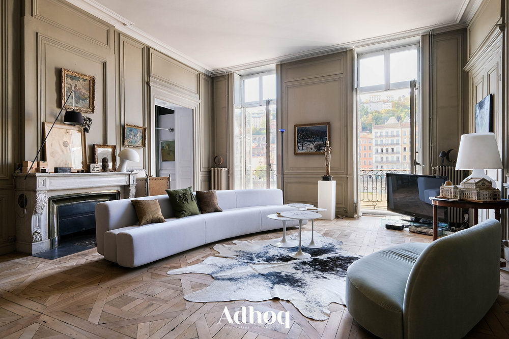 Vendu - Appartement bourgeois de 217m2 au ❤️ de la presqu'île, vue fourvière   thumbnail