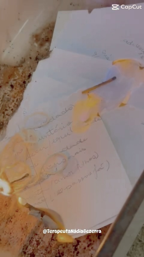 Deixe o passado para trás e descubra o poder de viver o momento presente. 💫
.
.
.
.
.

#VivaAgora #Liberte-se 
#Batalha 