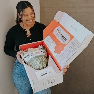 Fresh Sends - Flower Deliveries for the Tough Days thumbnail